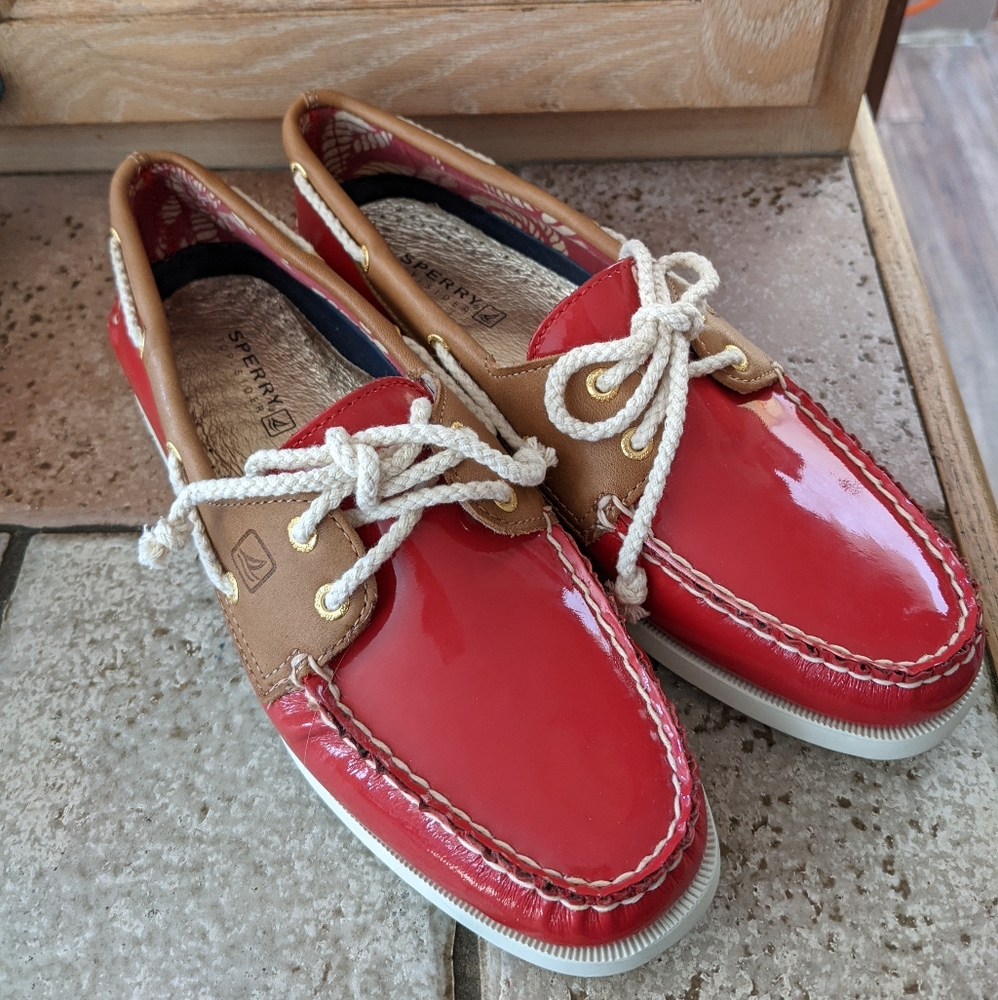 Sperry red patton shoes.